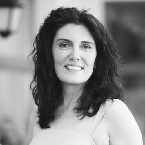 Volg Asya Haroutunian op Singulart