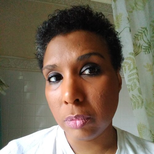 Volg Zulma Brooks op Singulart