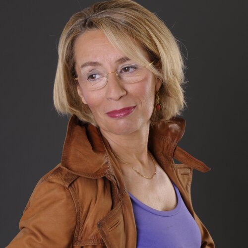 Volg Simone Hübner-Schwinn op Singulart