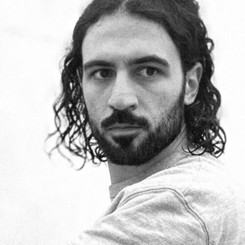Volg Henrique Andrade op Singulart
