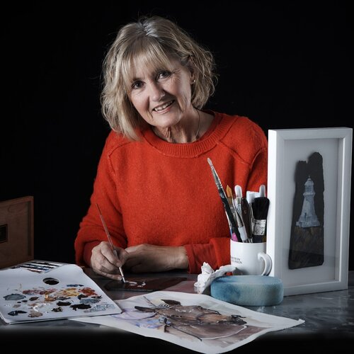 Volg Anita Eastwood op Singulart