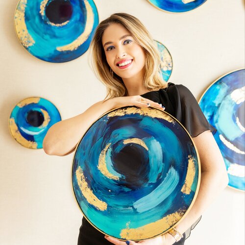 Volg Naz Kökbudak op Singulart