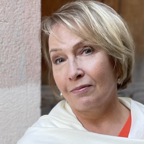 Volg Kristina Ahmas op Singulart
