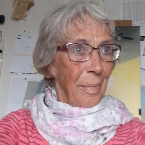 Follow Ruth Jensen on Singulart