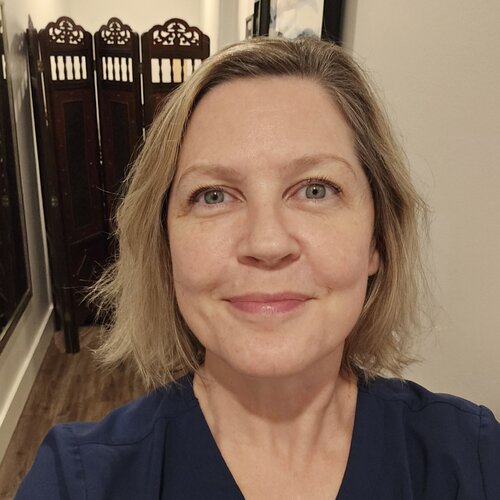 Volg Kirsten Guerin op Singulart