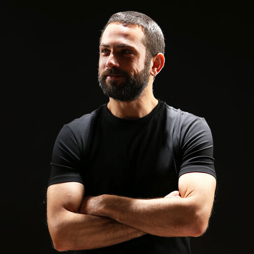Volg Adib Haddad op Singulart