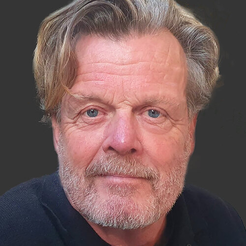 Volg John Noy op Singulart