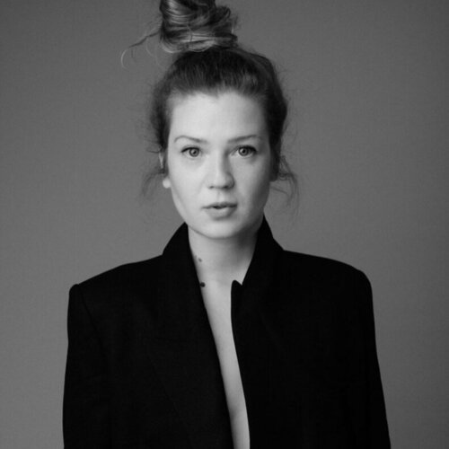 Follow Sophie marie on Singulart