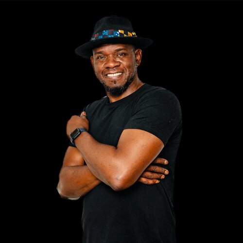 Sigue a Macoumba Ndiaye en Singulart