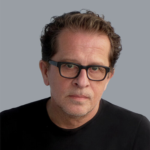 Volg Stefan Hepner op Singulart