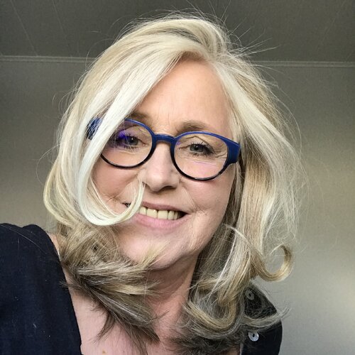 Segui Dagmar Stücher su Singulart