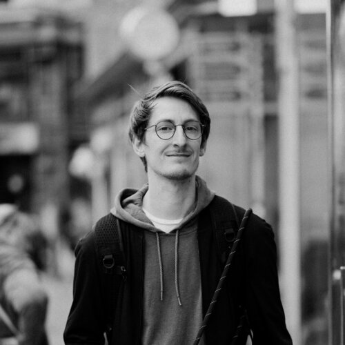 Volg Julian Franz op Singulart