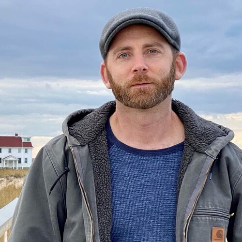 Follow Alex Buchanan on Singulart