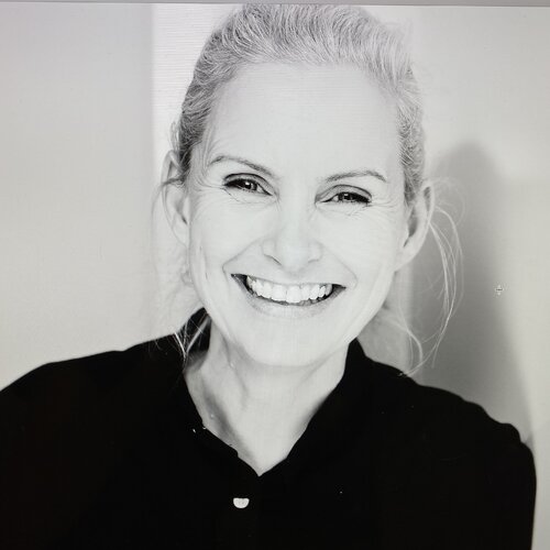 Follow Tanja Liedert on Singulart