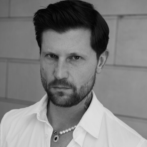 Volg Tomislav Betlehem op Singulart