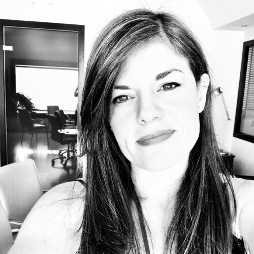 Follow Maria esther Leiva Ruiz on Singulart