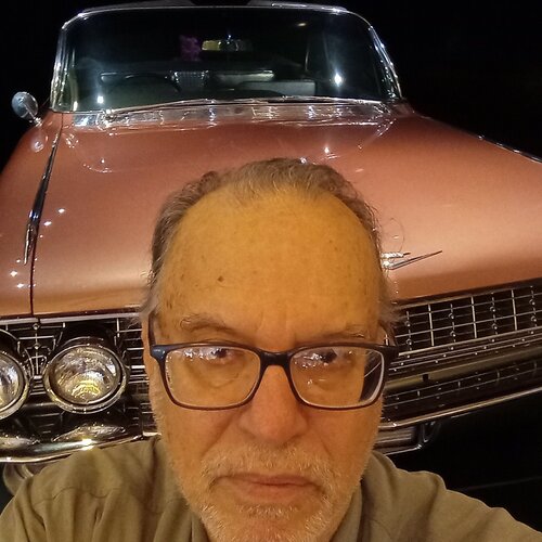 Volg Robert Mangold op Singulart