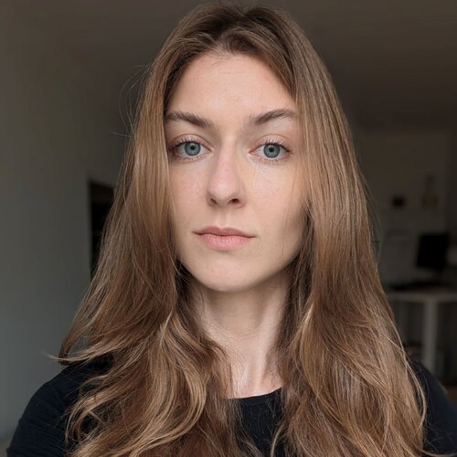 Volg Weronika Bowżyk op Singulart
