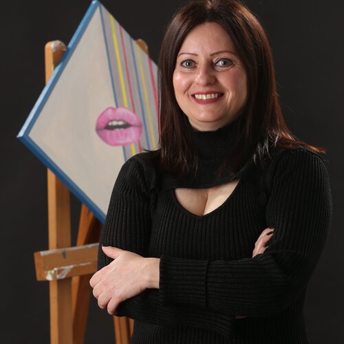 Follow Helga Trestini on Singulart