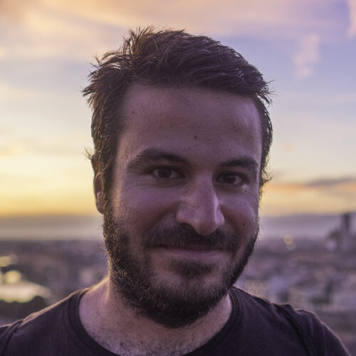 Suivez Armin Aintebli sur Singulart