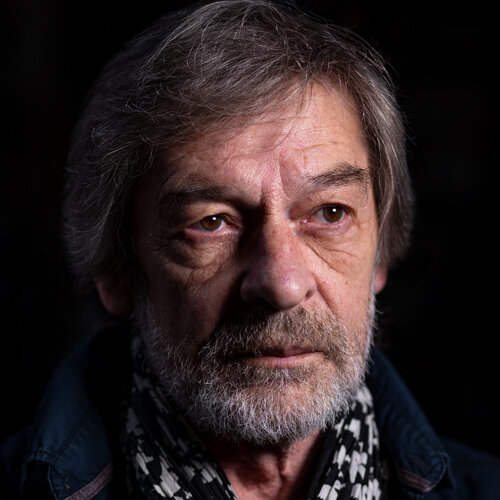 Follow Alexander Bobkin on Singulart