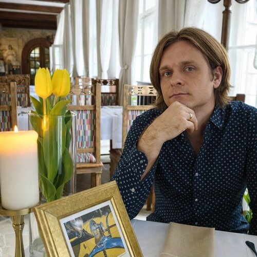 Volg Pawel Rzaniak op Singulart