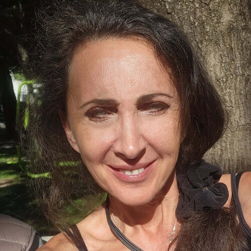 Segui Caroline PARRA su Singulart