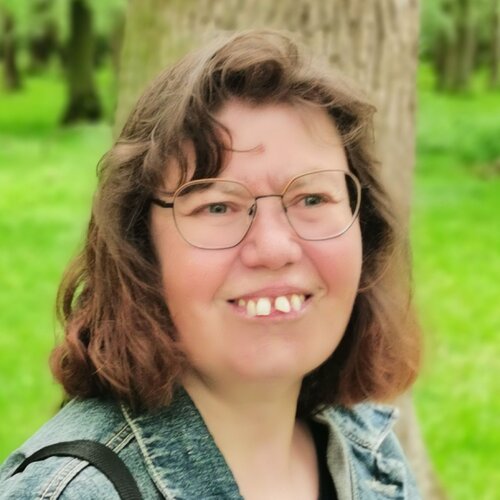 Follow Angelika Hansen on Singulart
