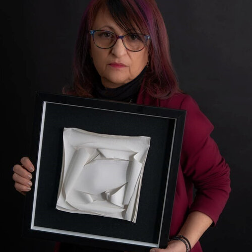 Volg Rosalba Mura op Singulart