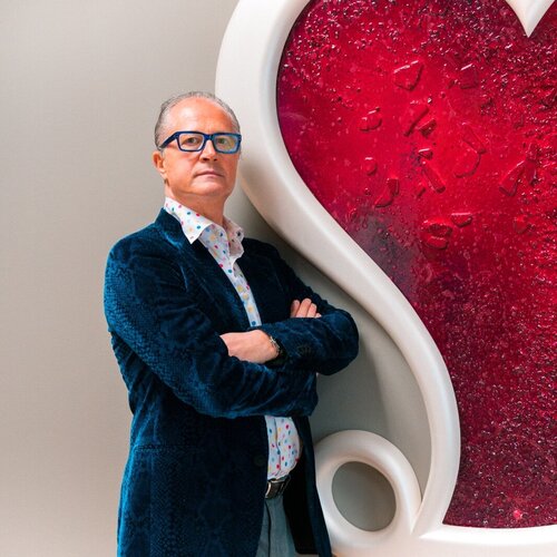 Follow Sergio Villa on Singulart
