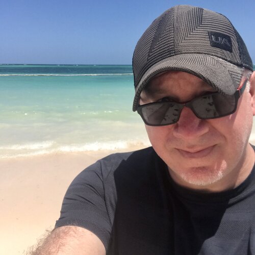 Sigue a Jamie Lee en Singulart