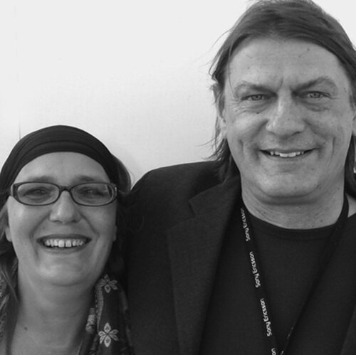 Volg ART-WOOL Angela Osman + Martin Brauner op Singulart