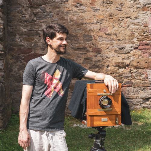 Volg Christian Bärnthaler op Singulart