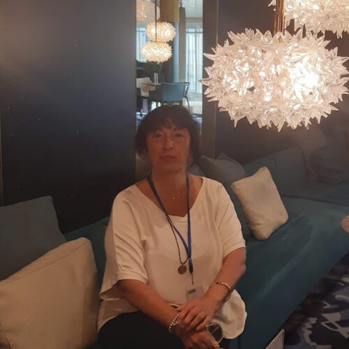 Volg ISABEL RIU MARTÍ op Singulart