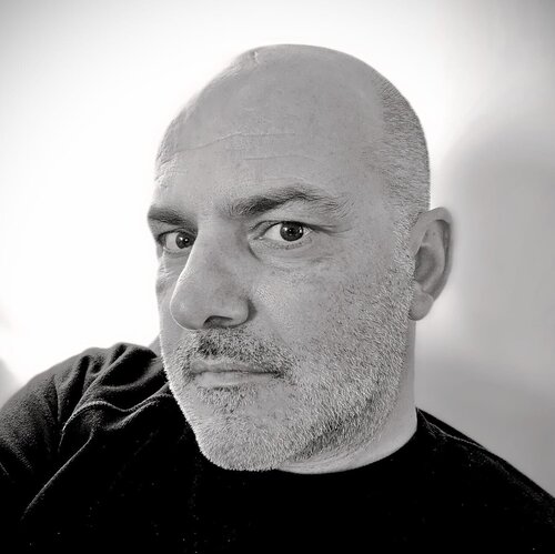 Volg lorenzo manfredi op Singulart