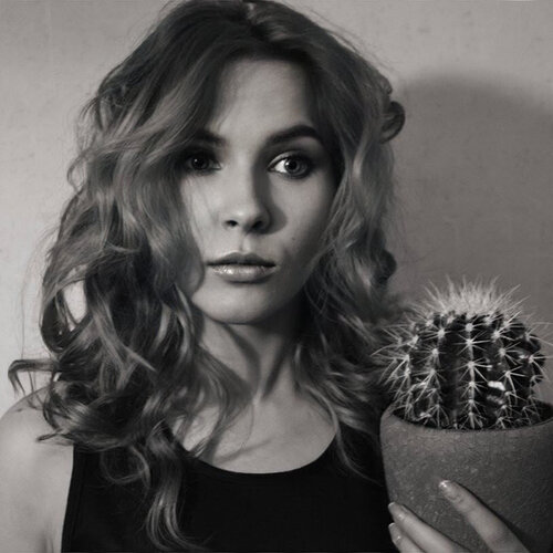 Volg Alona Petliarska op Singulart