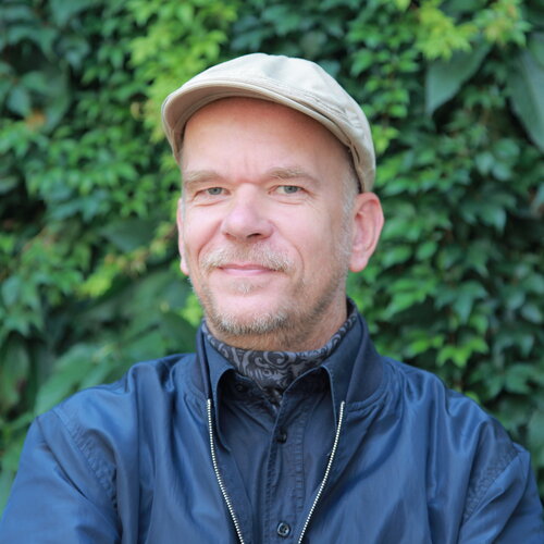Volg Jörg Hamann op Singulart