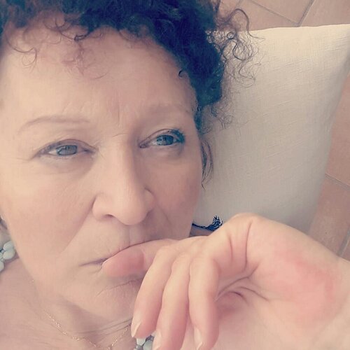 Follow Marianna De Leoni on Singulart