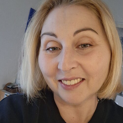 Volg Svetla Stoyanova Bassi op Singulart