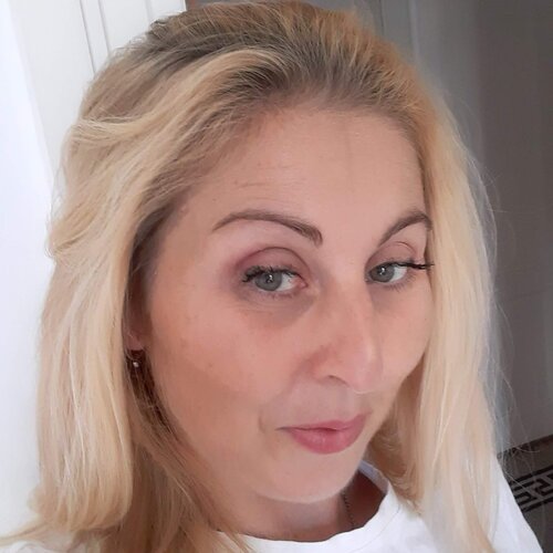 Sigue a Svetla Stoyanova Bassi en Singulart