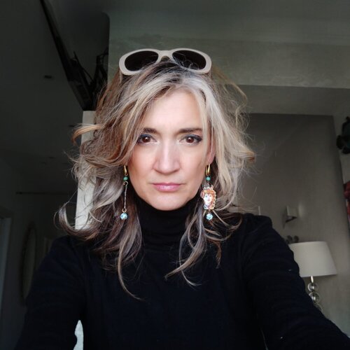 Follow Donatella Perno on Singulart