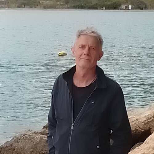 Volg Pascal Maffre op Singulart