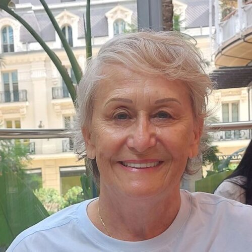 Follow Ellen-Nizsa Boras on Singulart