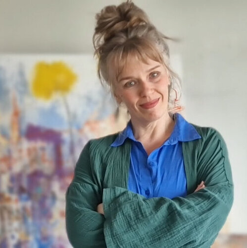 Follow Ulyana Mirta Groffman on Singulart