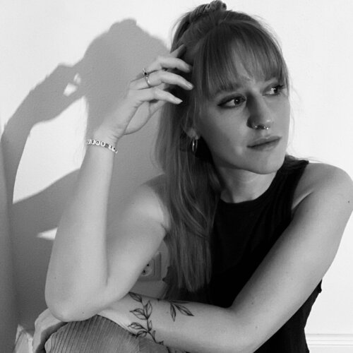 Segui Nicole Rechsteiner su Singulart