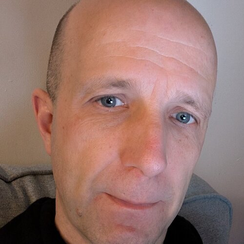 Volg James Knights op Singulart