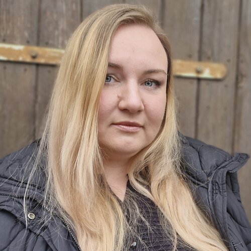 Suivez Viera Androniuk sur Singulart