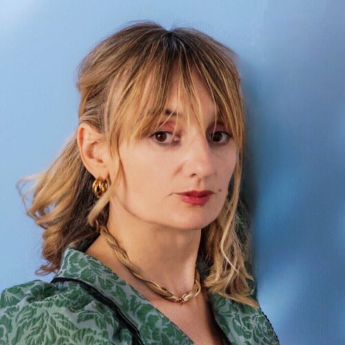 Volg Lucia Emanuela Curzi op Singulart