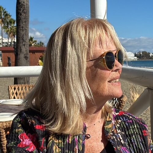Segui Evelyn Erhardt su Singulart