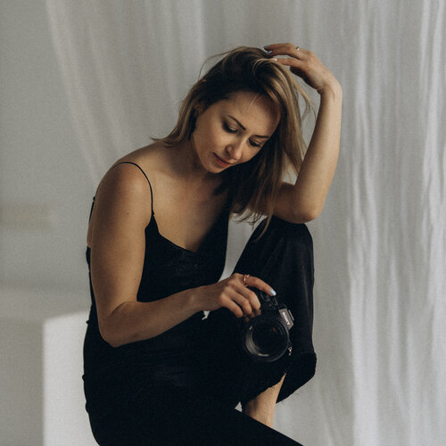 Follow Polina Khanteeva on Singulart